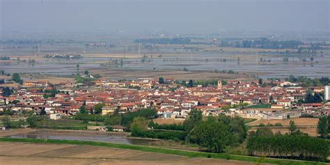 bakeca gay vercelli|Incontri Gay Palazzolo Vercellese